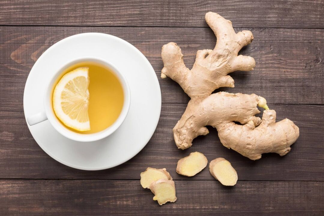 Il tè allo zenzero con miele e limone è una bevanda profumata che aumenta la potenza maschile
